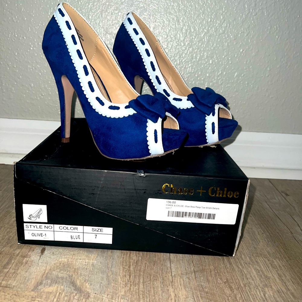 Blue/white pin up bow heels